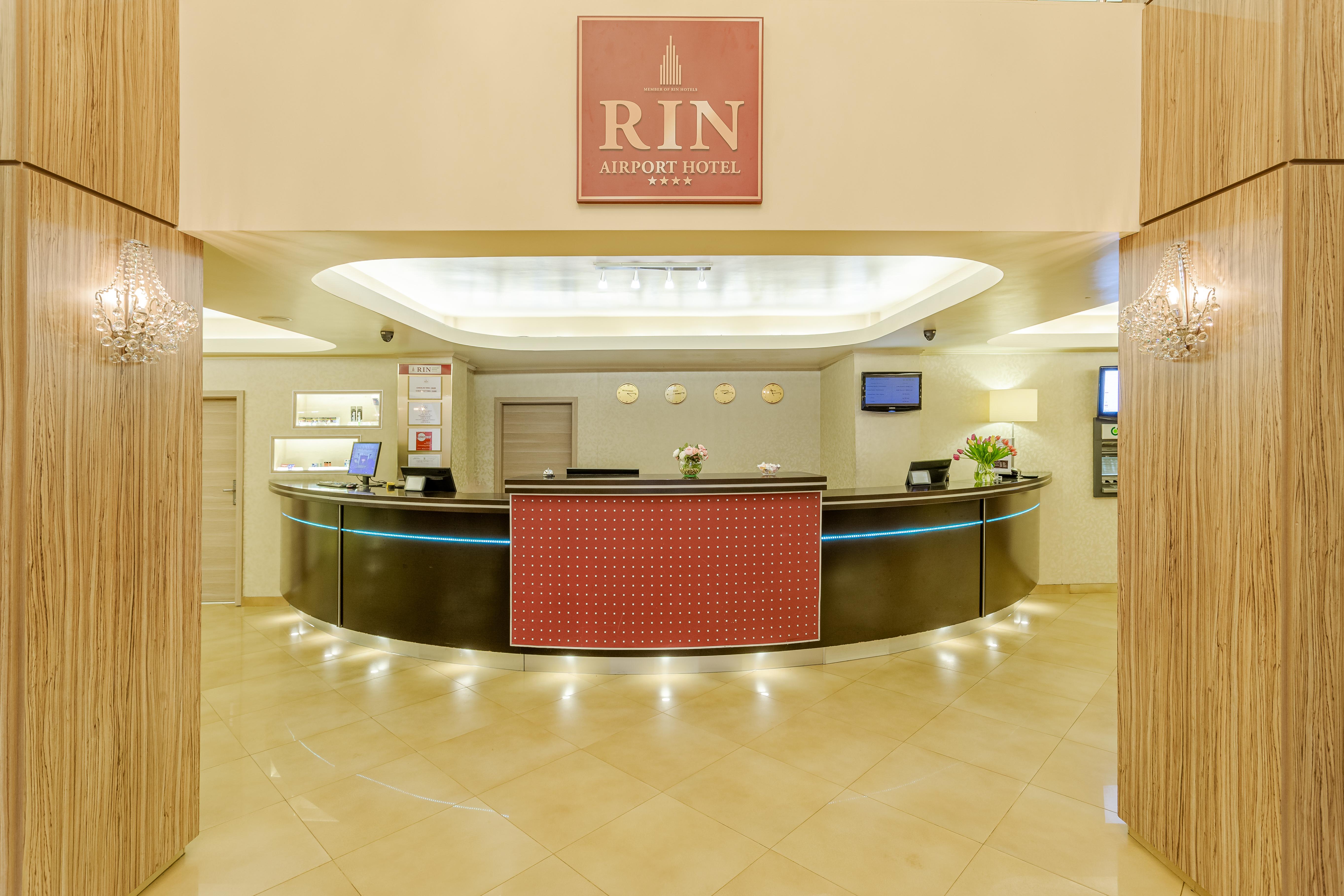 אוטופן Rin Airport Hotel מראה חיצוני תמונה